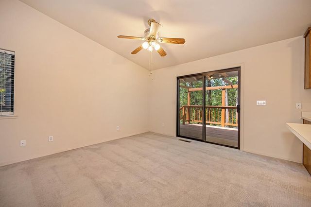 6374 Green Leaf Ln, Foresthill, CA 95631