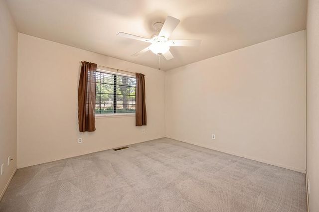 6374 Green Leaf Ln, Foresthill, CA 95631
