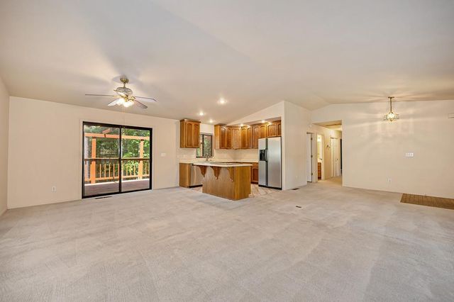 6374 Green Leaf Ln, Foresthill, CA 95631