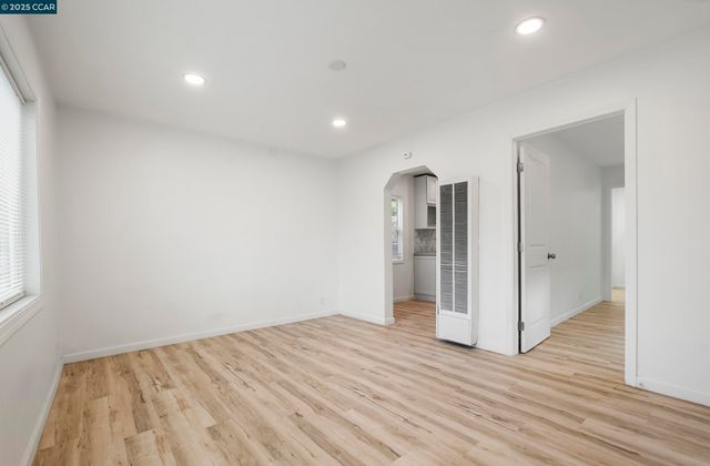 9028 A St, Oakland, CA 94603