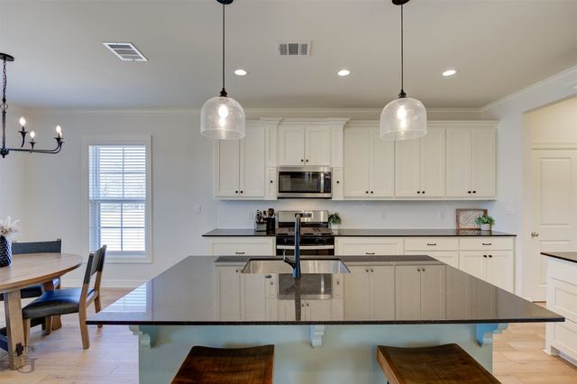 4960 Laurel Circle, Shreveport, LA 71107