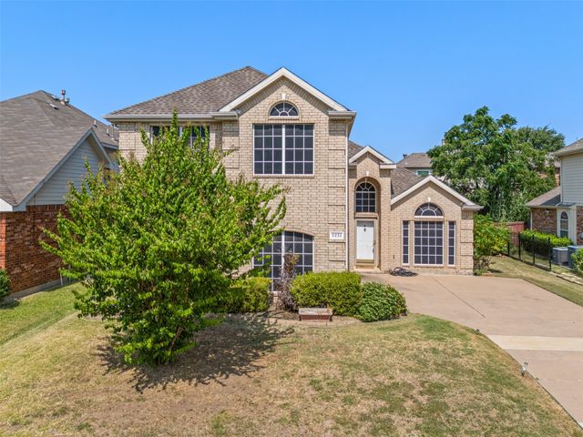 5231 Kathry Drive, Grand Prairie, TX 75052