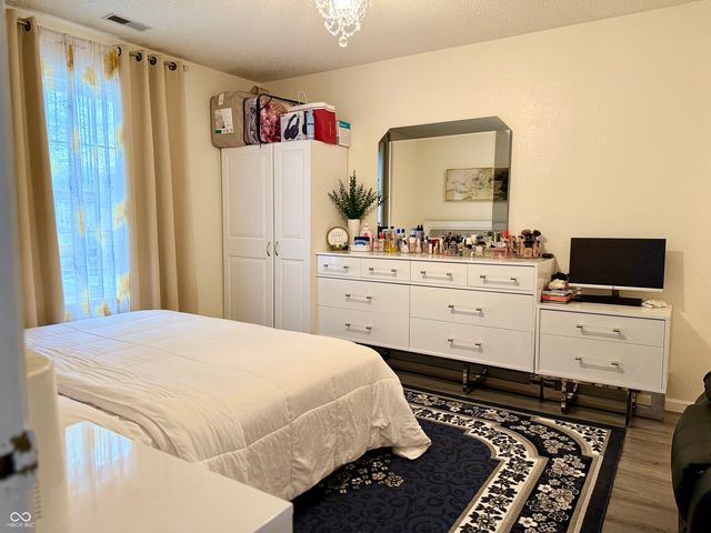 79 Meadow Creek East Boulevard, Whiteland, IN 46184
