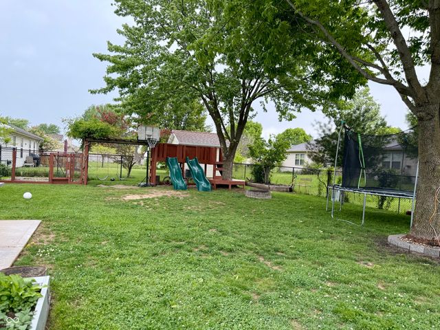 79 Meadow Creek East Boulevard, Whiteland, IN 46184