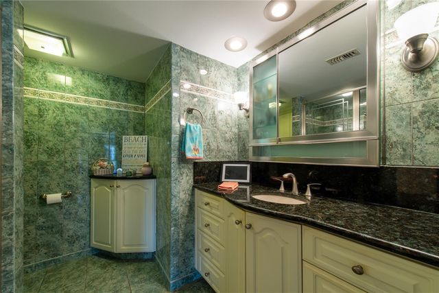 1480 GULF BOULEVARD 507, Clearwater Beach, FL 33767