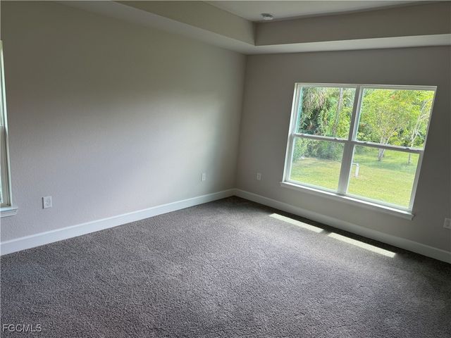 475 Westdale AVE, Lehigh Acres, FL 33972