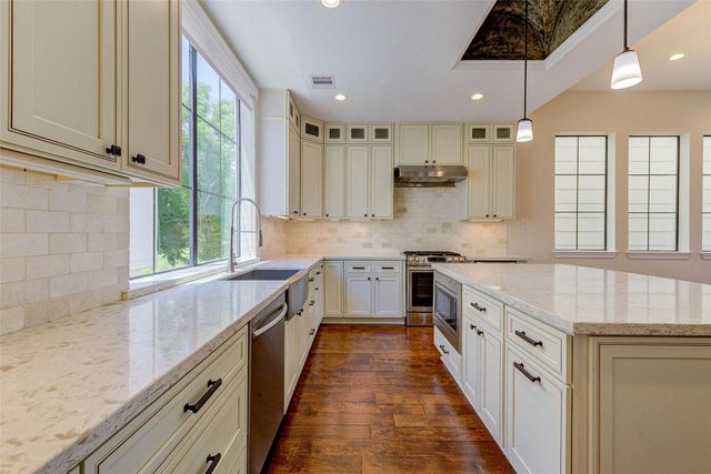 2769 Freund Street, Houston, TX 77003