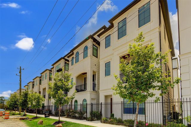 2769 Freund Street, Houston, TX 77003