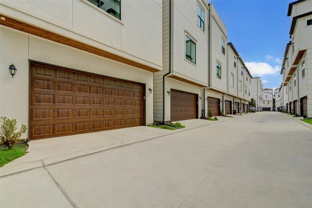2769 Freund Street, Houston, TX 77003