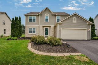 7815 Royal Park Drive, Lewis Center, OH 43035