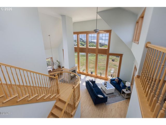 5340 HAYSTACK Dr, Neskowin, OR 97149