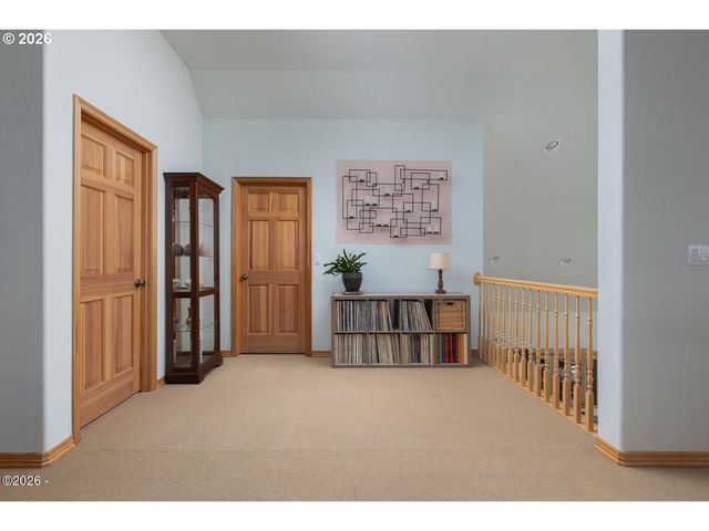 5340 HAYSTACK Dr, Neskowin, OR 97149