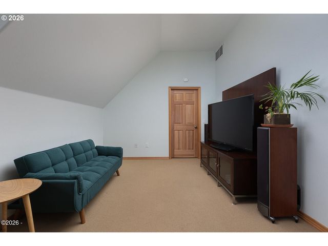 5340 HAYSTACK Dr, Neskowin, OR 97149