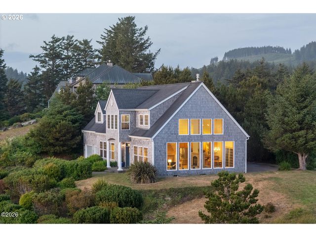 5340 HAYSTACK Dr, Neskowin, OR 97149