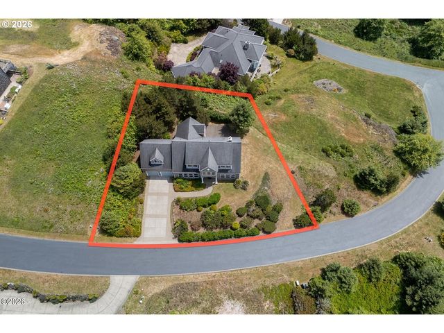5340 HAYSTACK Dr, Neskowin, OR 97149