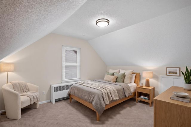 1232 Skillman Avenue W, Roseville, MN 55113