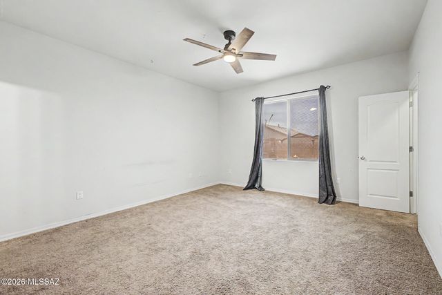 11377 W Folsom Point Drive, Marana, AZ 85658