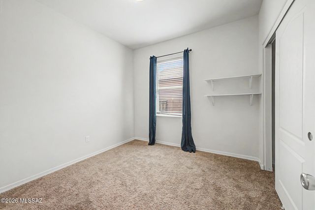 11377 W Folsom Point Drive, Marana, AZ 85658