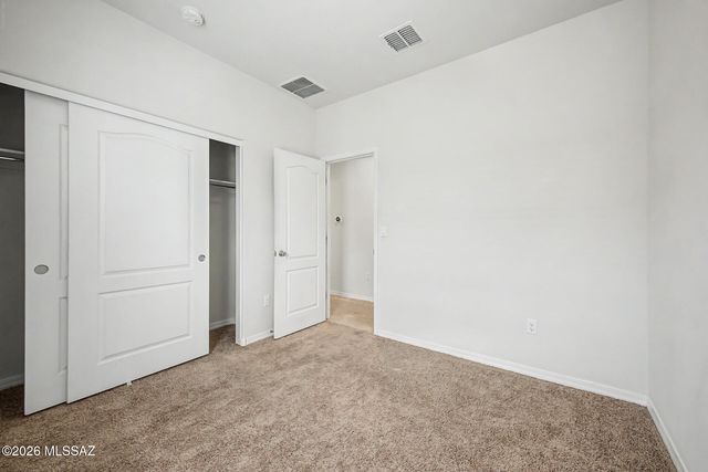 11377 W Folsom Point Drive, Marana, AZ 85658