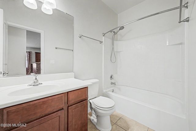 11377 W Folsom Point Drive, Marana, AZ 85658