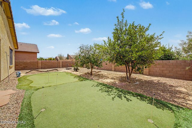 11377 W Folsom Point Drive, Marana, AZ 85658