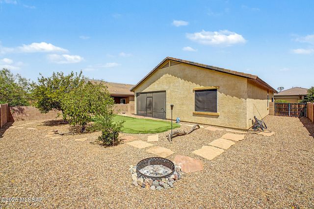 11377 W Folsom Point Drive, Marana, AZ 85658