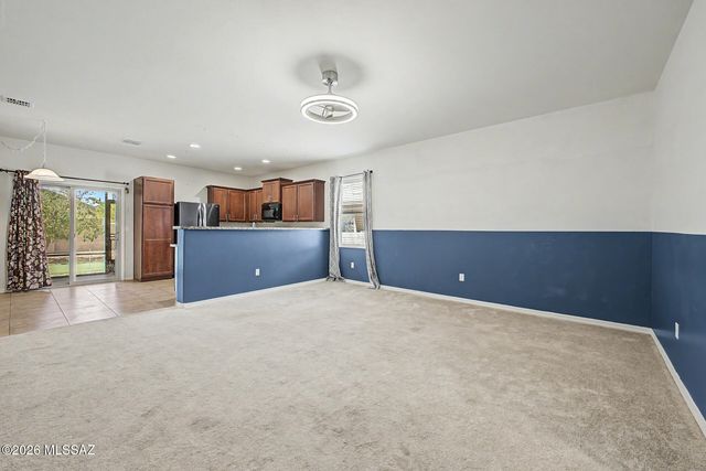 11377 W Folsom Point Drive, Marana, AZ 85658