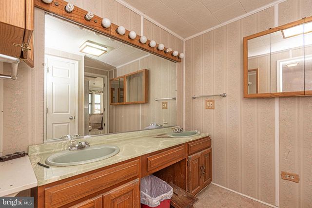 17 BURLEY ST, Berlin, MD 21811