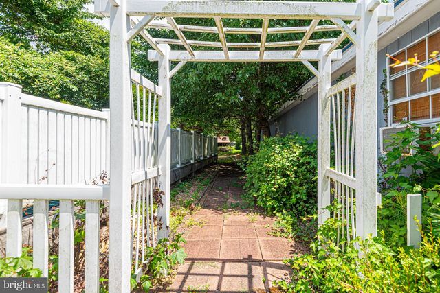 17 BURLEY ST, Berlin, MD 21811