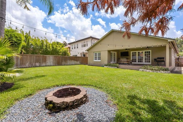 21 E YALE STREET, Orlando, FL 32804