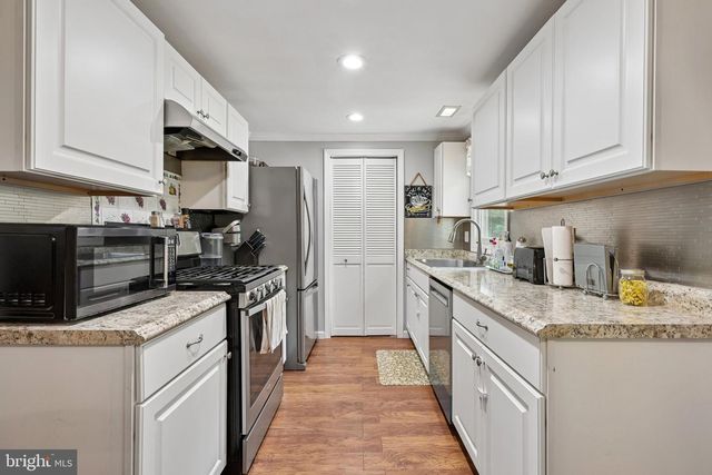 107 DIVISION ST, Little Egg Harbor Twp, NJ 08087