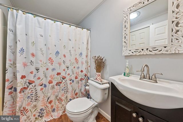 107 DIVISION ST, Little Egg Harbor Twp, NJ 08087