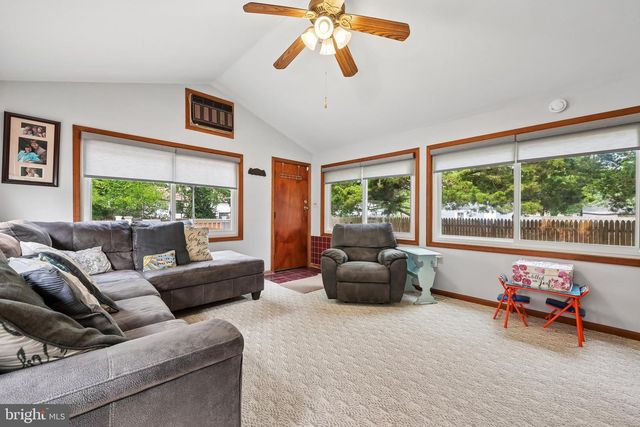 107 DIVISION ST, Little Egg Harbor Twp, NJ 08087