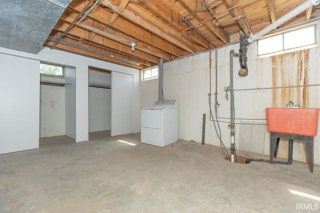 7527 Taylor Circle, Evansville, IN 47715