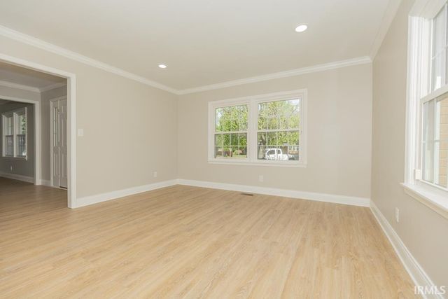 7527 Taylor Circle, Evansville, IN 47715