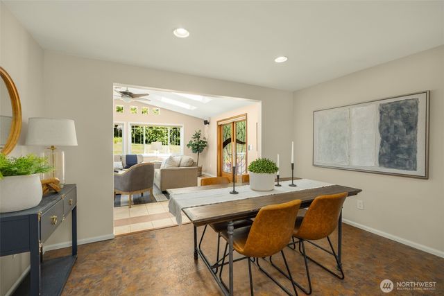 7616 SE 37th Place, Mercer Island, WA 98040