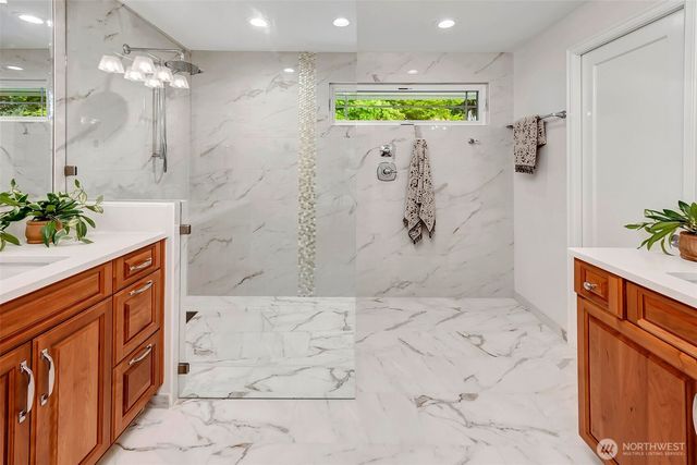 7616 SE 37th Place, Mercer Island, WA 98040