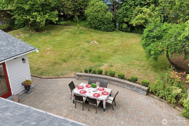 7616 SE 37th Place, Mercer Island, WA 98040