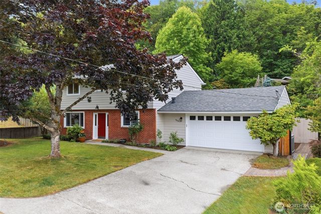 7616 SE 37th Place, Mercer Island, WA 98040