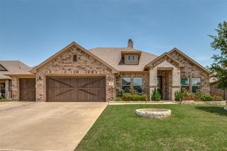 426 Summer Grove Drive, Midlothian, TX 76065