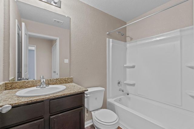 405 Yearwood LN 21C, Jarrell, TX 76537