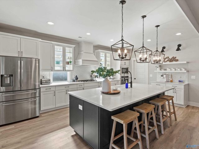 6609 Camilla Drive NW, Madison, AL 35757