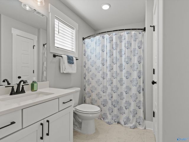 6609 Camilla Drive NW, Madison, AL 35757