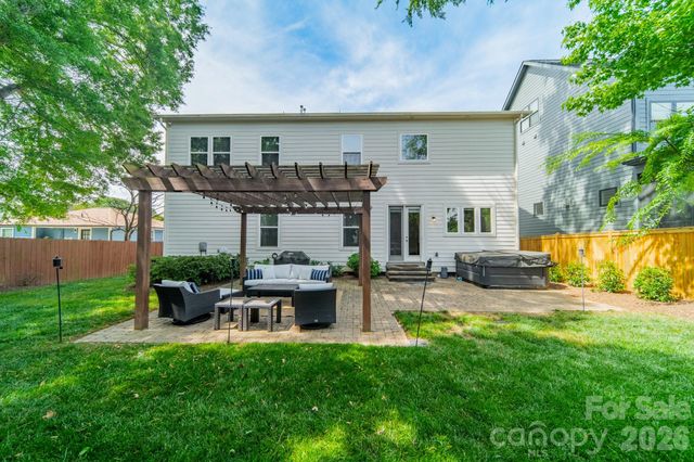 515 Greystone Road, Charlotte, NC 28209