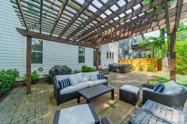 515 Greystone Road, Charlotte, NC 28209
