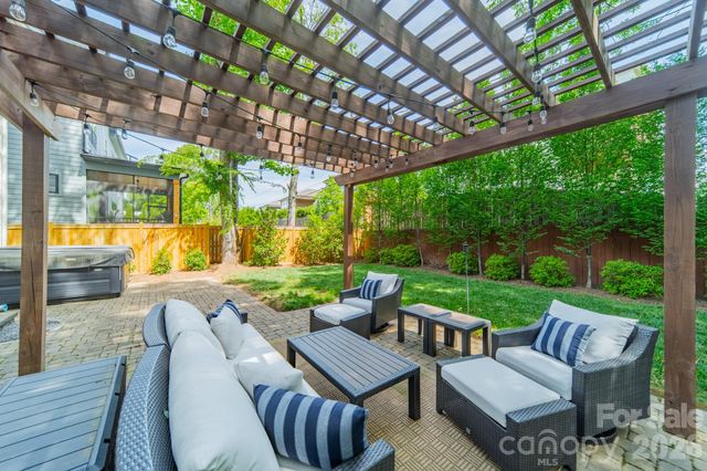 515 Greystone Road, Charlotte, NC 28209