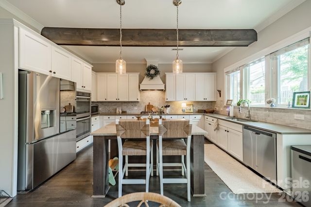 515 Greystone Road, Charlotte, NC 28209