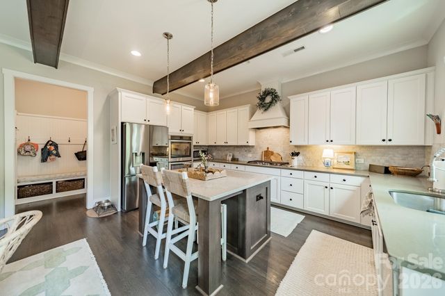 515 Greystone Road, Charlotte, NC 28209