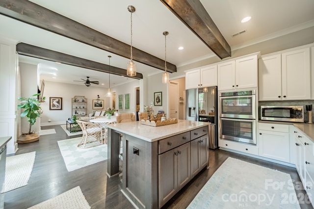 515 Greystone Road, Charlotte, NC 28209