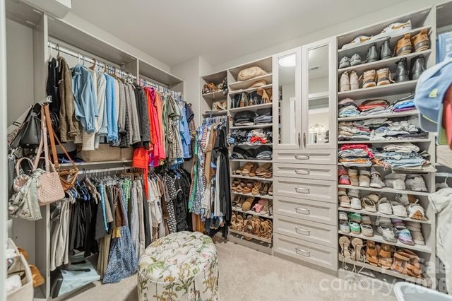 515 Greystone Road, Charlotte, NC 28209